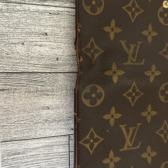 Louis Vuitton Monogram Authentic - Picture 14 of 16